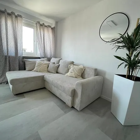 Mit Seeblick, Toplage Stadtblick, Shopping & 1 Minute Zum Bodensee * 프리드리히스하펜